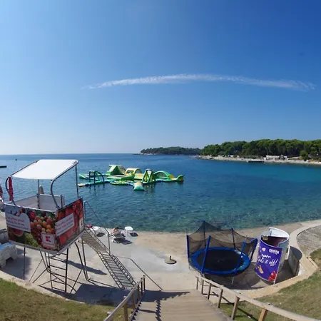 Apartment Modern In The Heart Of With Private Parking Pula